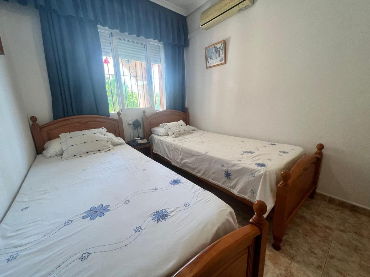 Apartment Elaine La Zenia Orihuela Bagian luar foto