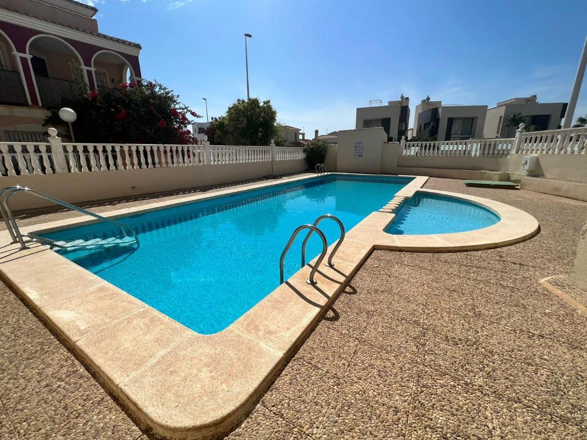 Apartment Elaine La Zenia Orihuela Bagian luar foto